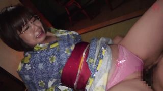 【69堂免费视频】京花很快恢复了心情，并在阴部仍然中出的情况下继续做爱！