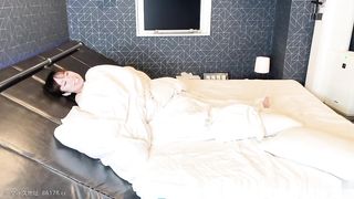 【69堂免费视频】【69堂免费视频】女友躺在被窝里还是这么骚