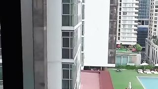 【69堂免费视频】露脸性爱私拍_在阳台做爱給大家看_楼下有爸妈带小孩超緊張