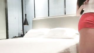 【69堂免费视频】高颜小姐姐_骚一点_第一次这么亮做爱骚不起来_嗯嗯轻一点_身材苗条大长腿_被小哥在床上多姿势猛怼