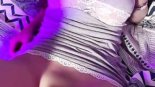 【69堂免费视频】男朋友下班回到家被穿着情趣装的饥渴女友撩骚啪啪