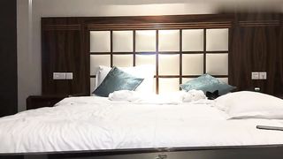 【69堂免费视频】18岁的少女童颜无忌你的鸡巴都废的玩尼玛女人？