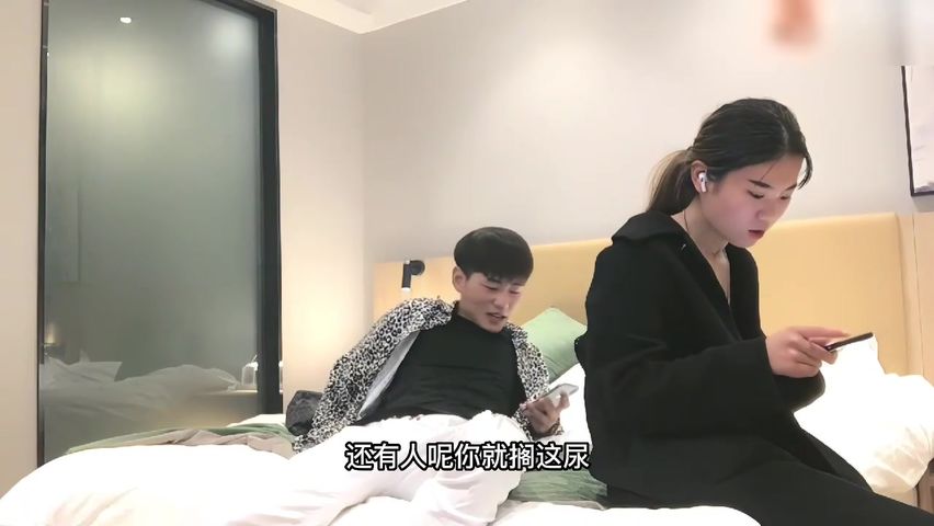 【69堂免费视频】半推半就逐步攻略，最后还来了个无套内射，特有意思