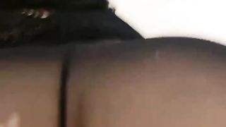 【69堂免费视频】满分颜值顶级美腿_，表情很销魂_，很听话舔脚吸蛋_，跪在地上深喉_，道具爆菊无毛骚逼