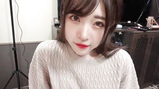 【69堂免费视频】特别爱笑 甜甜的 很招人喜欢，初恋般的感觉，很敏感 玩弄一会就颤抖，干一会气喘吁吁