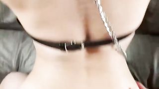 【69堂免费视频】这样白嫩的小女友还穿的这么骚