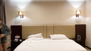 【69堂免费视频】酷似张柏芝的颜值靓妹酥胸乱跳极品身材前凸后翘