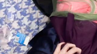 【69堂免费视频】喜欢COS的女友带着绿色的头发勾引我