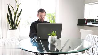 【69堂免费视频】折服于美呆姐姐的深喉功力