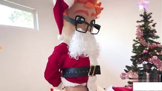 【69堂午夜视频】找来巨乳闺密到家里一起和男友3P粉嫩肉穴轮流被操