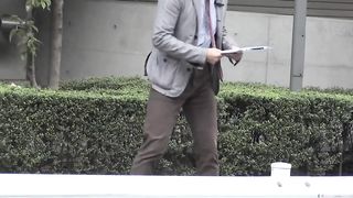 【69堂午夜视频】相反，我无法控制射精并大量射精1