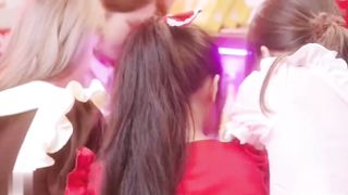 【69堂午夜视频】多女快餐店之餐厅吃肉棒