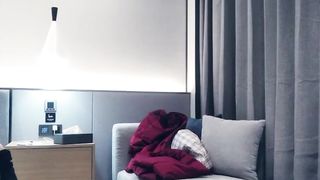 【69堂午夜视频】高价约极品外围，美艳动人，女神一对豪乳诱人，激情啪啪猛操激情四射