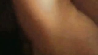 【69堂午夜视频】花和尚 KTV卫生间 约操熟妇 口交 抱起骚货放到洗手池上狂操 浪叫连连 多亏隔音好