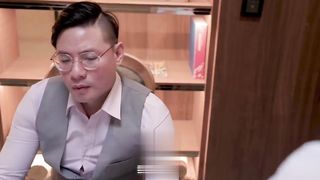 【69堂午夜视频】清純爆乳秘書在桌底挑弄上司_直擊辦公室淺規則_UNA