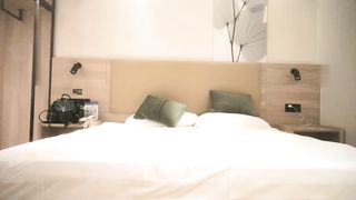 【69堂午夜视频】高颜值气质黑衣妹子，穿上情趣装后入抽插上位骑乘猛操