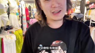 【69堂午夜视频】如何在泰国交一个马子？去Soi6就对啦
