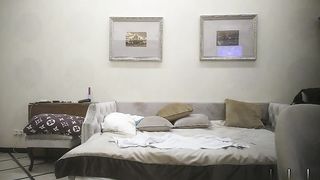 【69堂午夜视频】娇小玲珑，双乳坚挺，美臀圆润挺翘，性爱最佳搭档