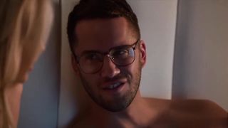 【69堂午夜视频】油亮肥嫩大屁股看起来就鲜嫩可口猛操后入狂顶内射嫩穴