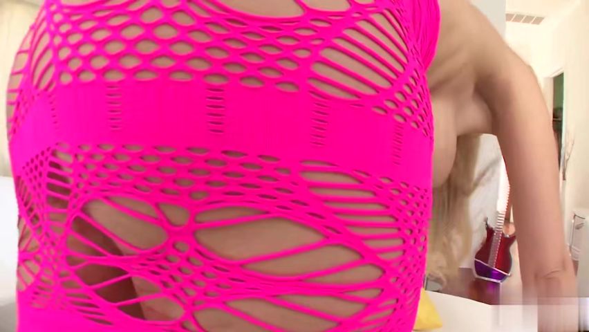 【69堂午夜视频】熟女肛交操屄屁股和骚逼全部被大鸡巴塞得满满当当的