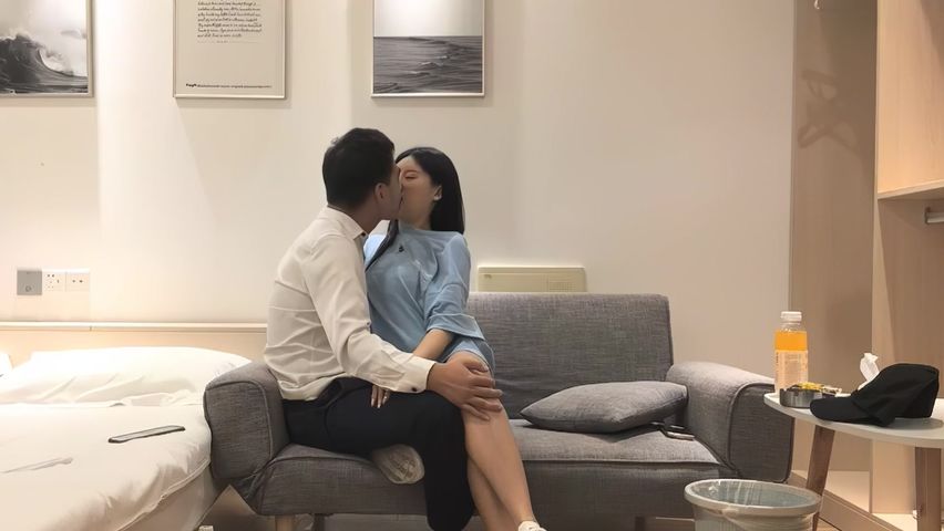 【69堂午夜视频】酒店真实偷拍极品学妹兼职尤物小骚货腼腆羞涩男爵喜欢极了忘情狂吻口交骑乘猛操