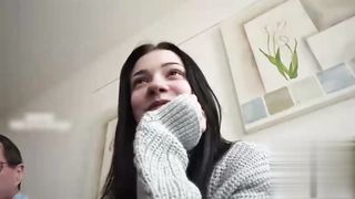 【69堂午夜视频】黑料吃瓜-捷克街头搭讪系列之钞能力搭讪系列偶遇倒垃圾的清纯小妹小费给到位直接当着其家人的面狠狠地操她