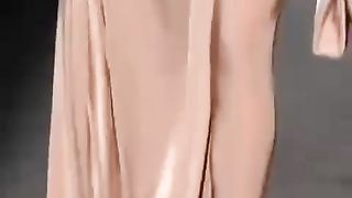 【69堂午夜视频】黑料吃瓜-时尚走秀现场送出福利极品女模特连内裤都不穿怼着镜头就是拍