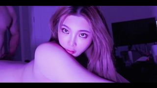 【69堂午夜视频】跟表哥在阳台抽烟看夜景，抽完变抽插大屌 颜射整个脸都是精液