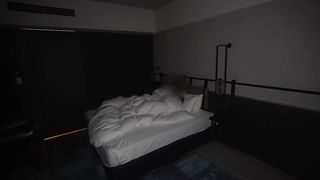 【69堂午夜视频】她那淫荡身段一现 鸡巴硬得顶不住 干进去她骚逼紧得吸魂 爽得她眼泪横流求操死