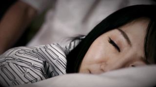 【69堂午夜视频】扭进她小小的屁股里2