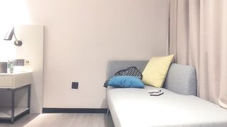 【69堂午夜视频】高颜值外围小姐姐，身材真好，翘臀美乳肤白如玉，沙发啪啪角度完美