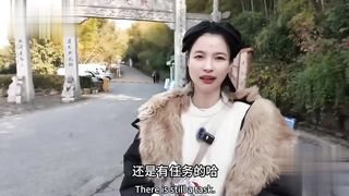 【69堂午夜视频】黑料吃瓜-王竹子_主人的任务_憋尿爬山_憋到山顶放野尿_边讲解爬山细节边讲放尿技巧