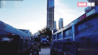 【69堂午夜视频】黑料吃瓜-色影师拍摄极品身材素人模特_在户外拍裸照被很多路人看到了_内裤都脱了_大型社死现场啊