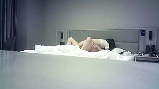 【69堂午夜视频】黑料吃瓜_高颜值黑森林母狗_杨女士_裸聊录屏流出_毛茸茸的骚穴怼着镜头发骚_超级反差高潮不断