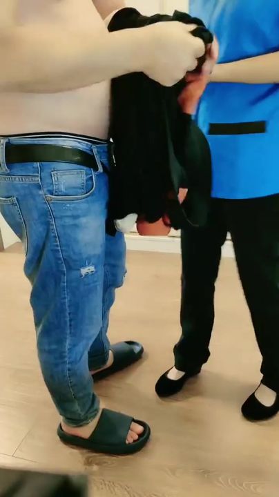 【69堂午夜视频】勾搭已婚保洁阿姨软磨硬泡成功插入她的骚逼