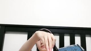 【69堂午夜视频】黑料吃瓜-东北气质大学女神才女弹吉他清唱168的完美身材大长腿道具自慰观众享受帝王般的待遇