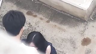 【69堂午夜视频】黑料吃瓜-保定定州凤翔园饥渴的一对小情侣在天台野战站立后入跪地口交太投入被拍无察觉后入顶臀视频流出