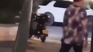 【69堂午夜视频】黑料吃瓜-网友投稿一醉酒女子全裸在闹市行走嘴里喊着来个人操我哪位料友可以满足一下仙女的要求