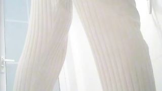 【69堂午夜视频】黑料吃瓜-谨防隔墙有眼猥琐房东偷拍合租丰满少妇洗澡的视频流出以上帝视角看少妇洗澡超有代入感的哦