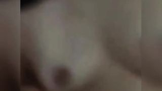 【69堂午夜视频】黑料吃瓜-重庆工商大学经济学院女大学生张琪平时就是衣服富贵千金模样原来是给人当小三视频被曝光