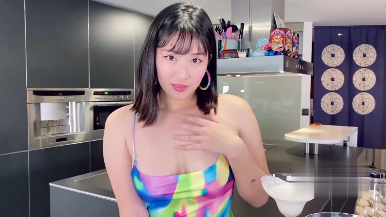 【69堂午夜视频】漂亮骚气巨乳正妹被插时迷样超诱人 遭洋屌狠插内射