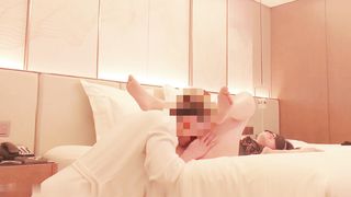 【69堂午夜视频】爆操半年没做爱的蜜桃臀瑜伽教练