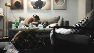 【69堂午夜视频】国产真实家庭换妻 娇妻第一次玩4P有点害羞