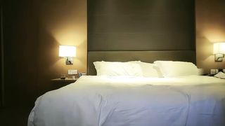 【69堂午夜视频】深夜场长相清纯极品黑色长裙妹子啪啪，舔弄摸屌上位骑坐侧入快速猛操搞得妹子呻吟