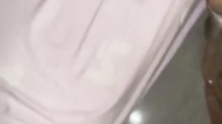 【69堂午夜视频】姐夫的大肉棒超满足求着姐夫把精液射在我的骚穴里