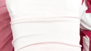 【69堂午夜视频】正在上高二的女儿让我教她SM，被我玩弄的淫水拉丝！