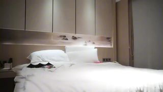 【69堂午夜视频】调情摸逼大白奶子口交上位骑坐，呻吟娇喘非常诱人