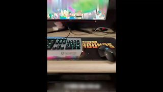 【69堂午夜视频】【游戏挂机干姐姐】与姐姐开电竞房 游戏都不玩了 直接后入亲姐姐