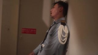 【69堂午夜视频】保全强上变态女孩