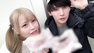 【69堂午夜视频】让处男小弟弟爆发的G罩杯金发辣妹1